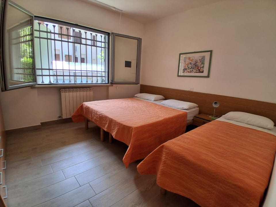 Villa Alba, Calle Mendelssohn 16 Apartment in Lignano Sabbiadoro