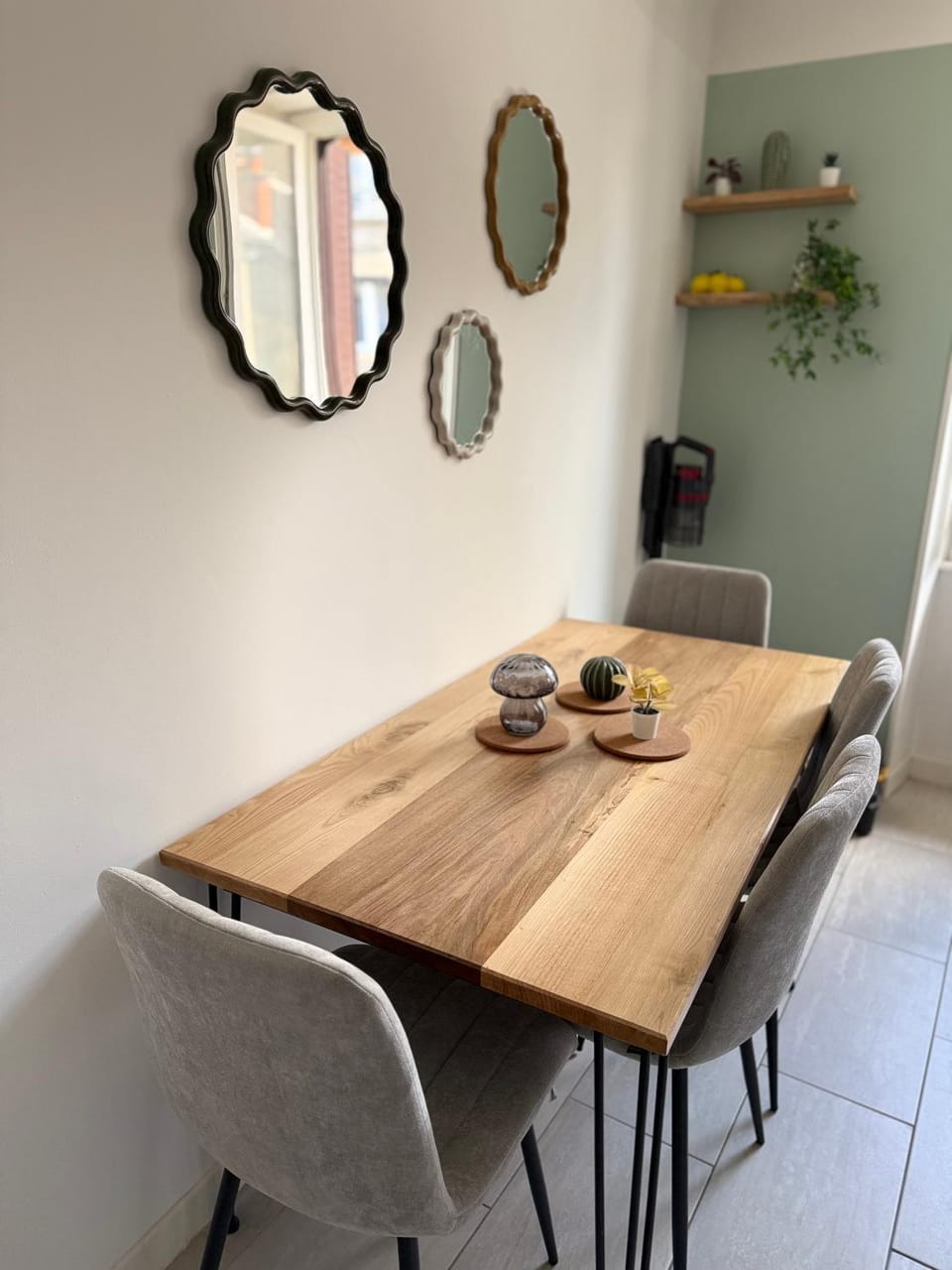 Kitchen or kitchenette, stove, stove, kitchen, kitchen