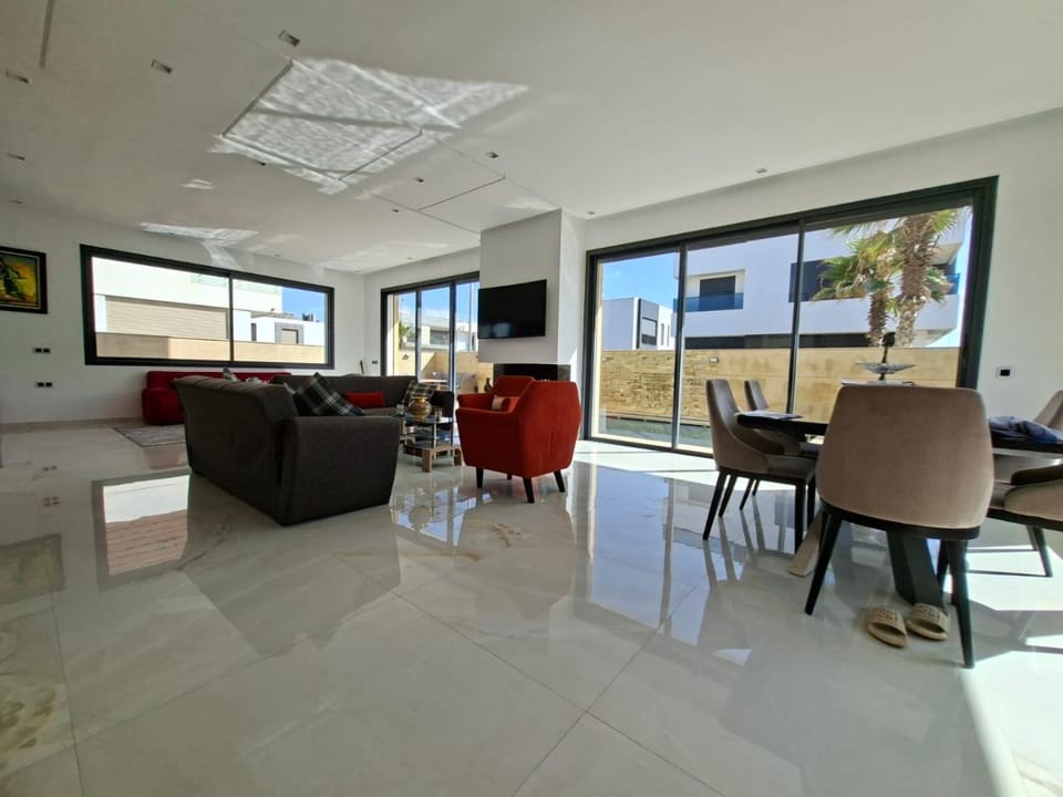 villa luxueuse plage les princesses SIDI EL ABED, 4 CHAMBRES 420 M2 Villa in Rabat