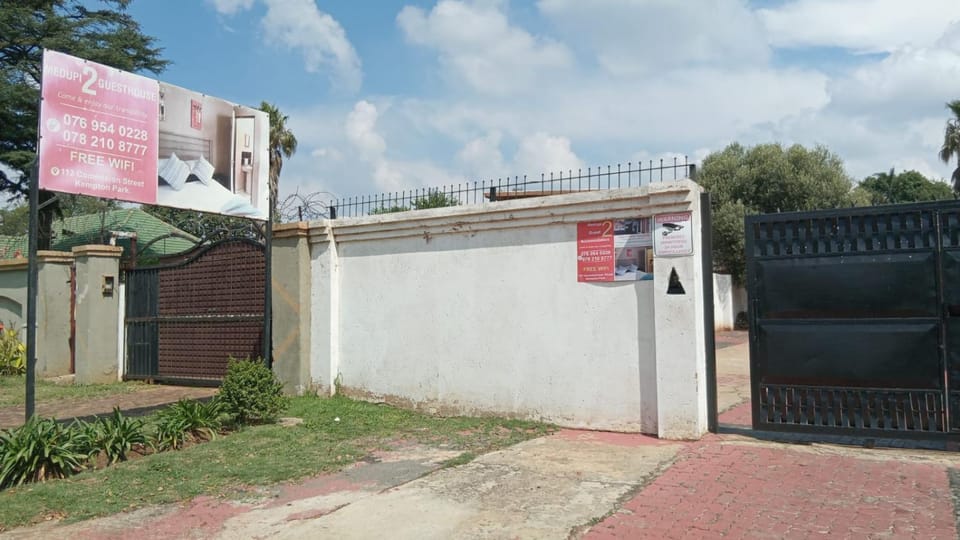 Medupi 2 Guesthouse Bed and Breakfast in Gauteng