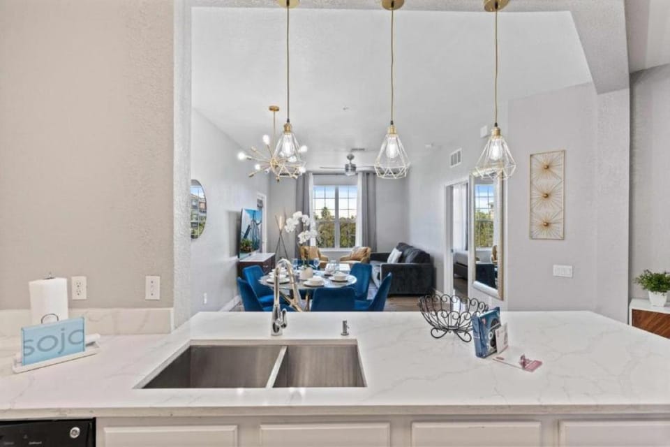 4862-304 Clean, Modern Condo with Resort Amenities Apartment in Highlands Reserve