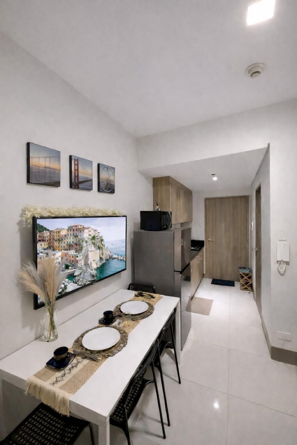 Casa MJ Suites at SMDC Fame Residences, Mandaluyong Apartment in Mandaluyong