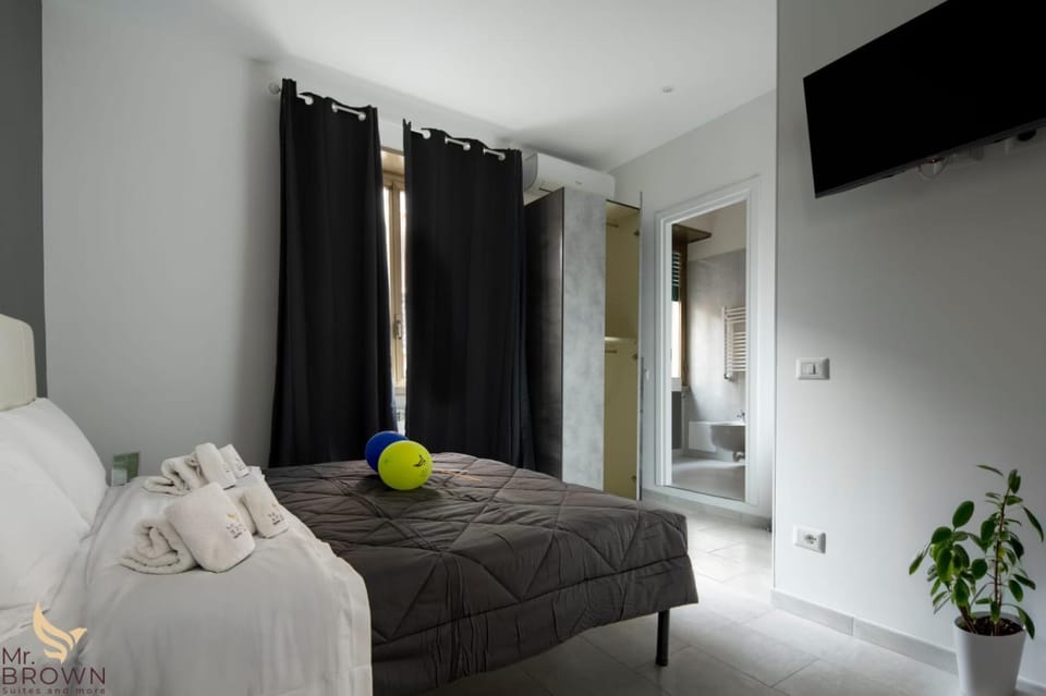 MrBrown - Bambin Gesu San Paolo Bed and Breakfast in Rome