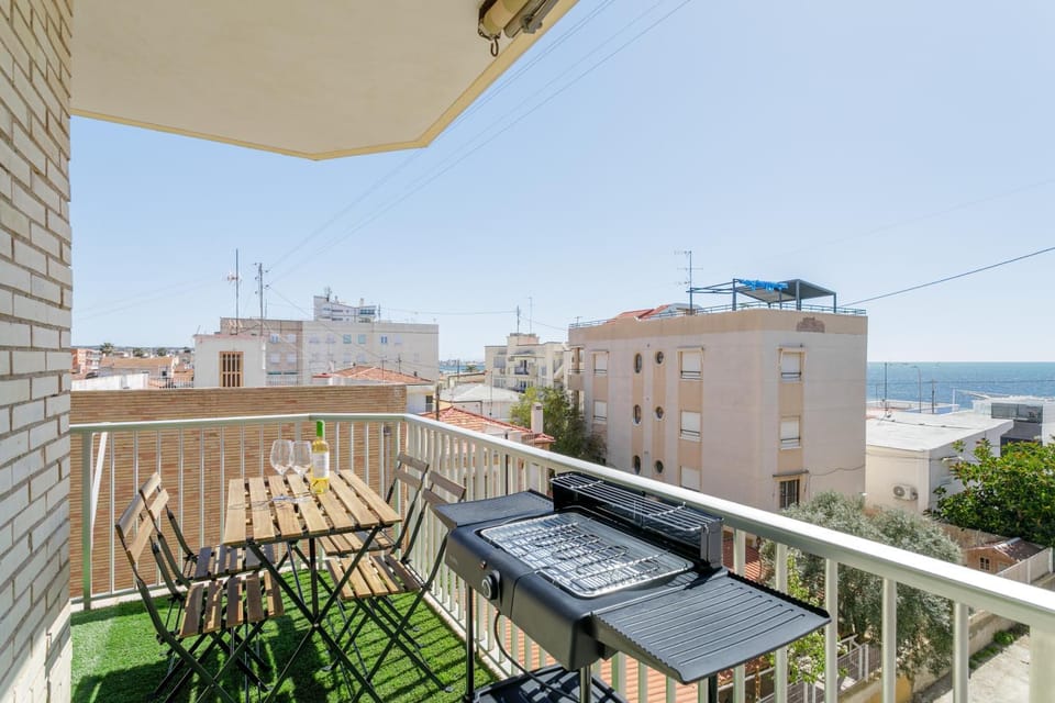 Off site, BBQ facilities, Sea view, Sea view