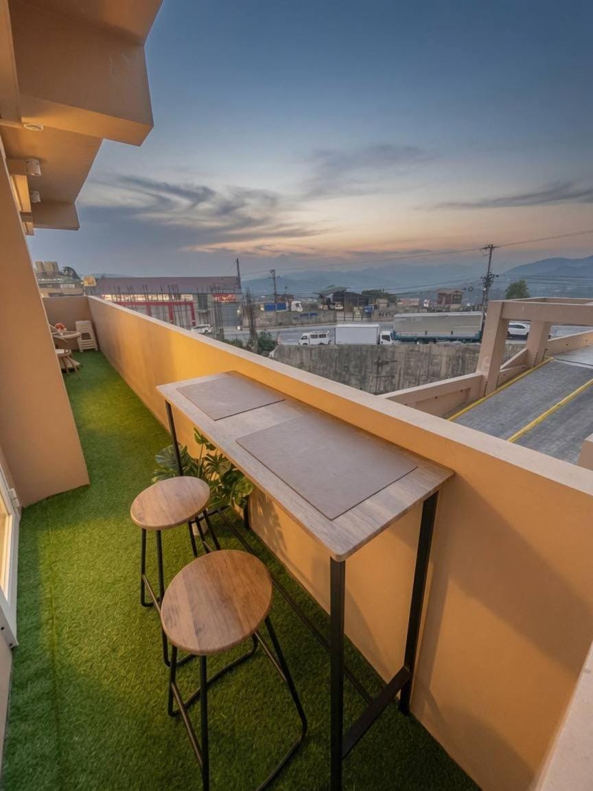 Balcony/Terrace, Balcony/Terrace