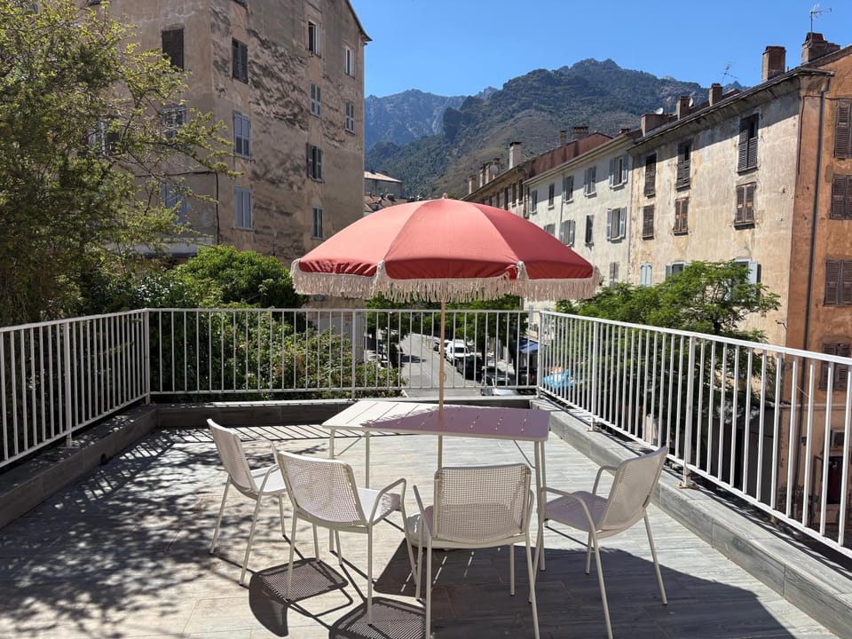 Balcony/Terrace, Dining area