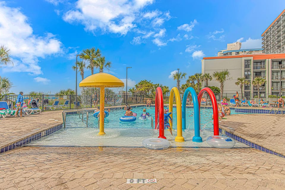 Gorgeous Oceanview Two BR! Two Condos! 1043 & 44 Sand Dunes House in Myrtle Beach