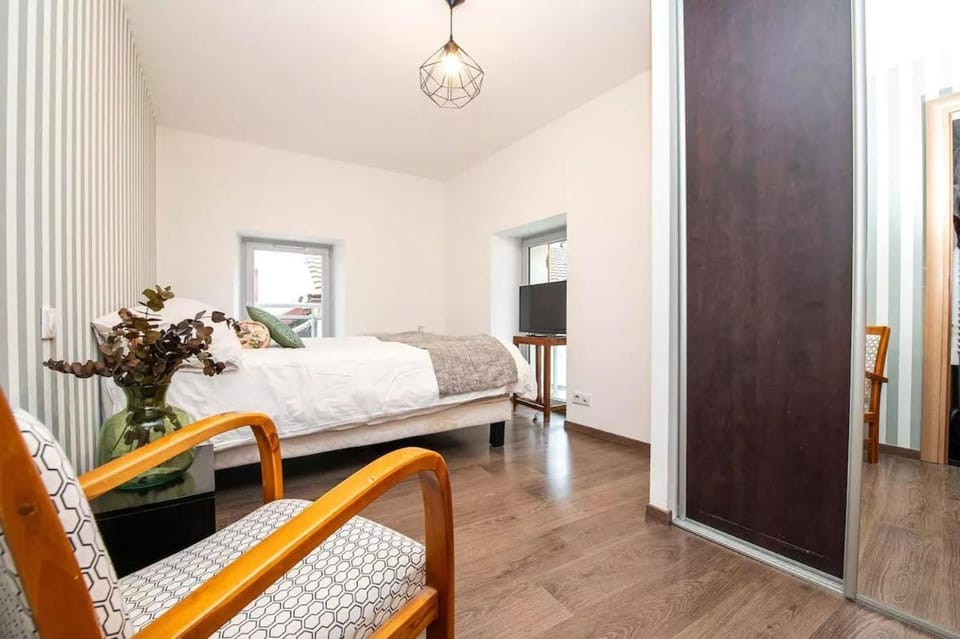 Villa Cendrée 4 Bedrooms 20 Minutes from Geneva Villa in Divonne-les-Bains