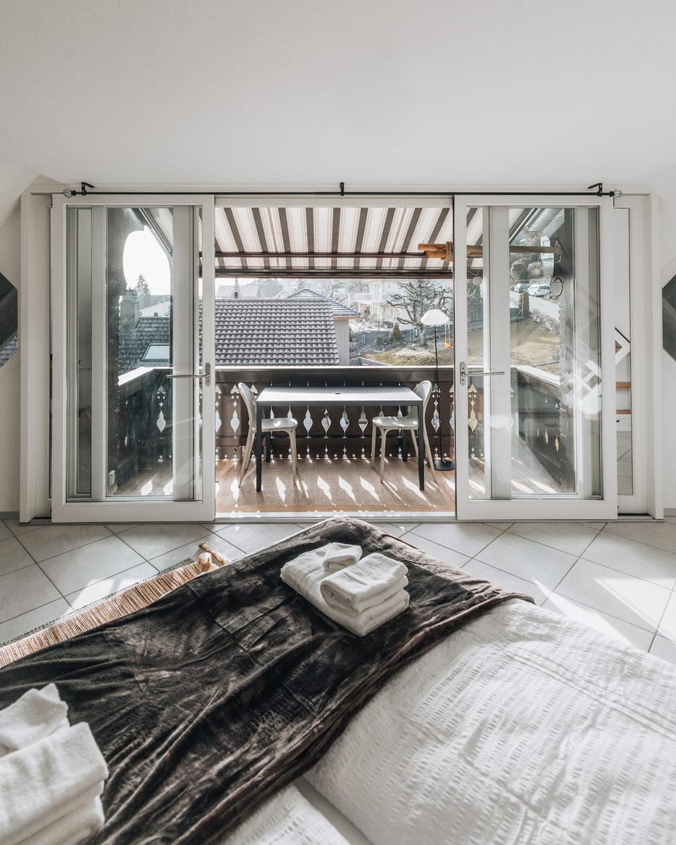 LaVida Lakeview Lake Thun - Panorama Mountains Nature Apartment in Canton of Bern (Region)