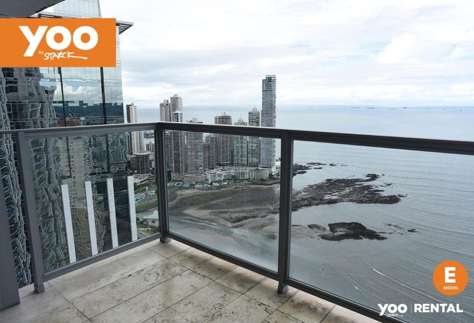 Apartamento con vista al mar en Ave Balboa, 38E Apartment in Panama City, Panama
