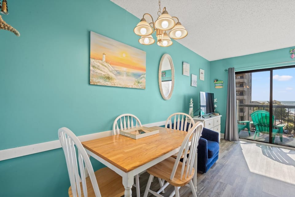 Day, TV and multimedia, Balcony/Terrace, Dining area, furniture