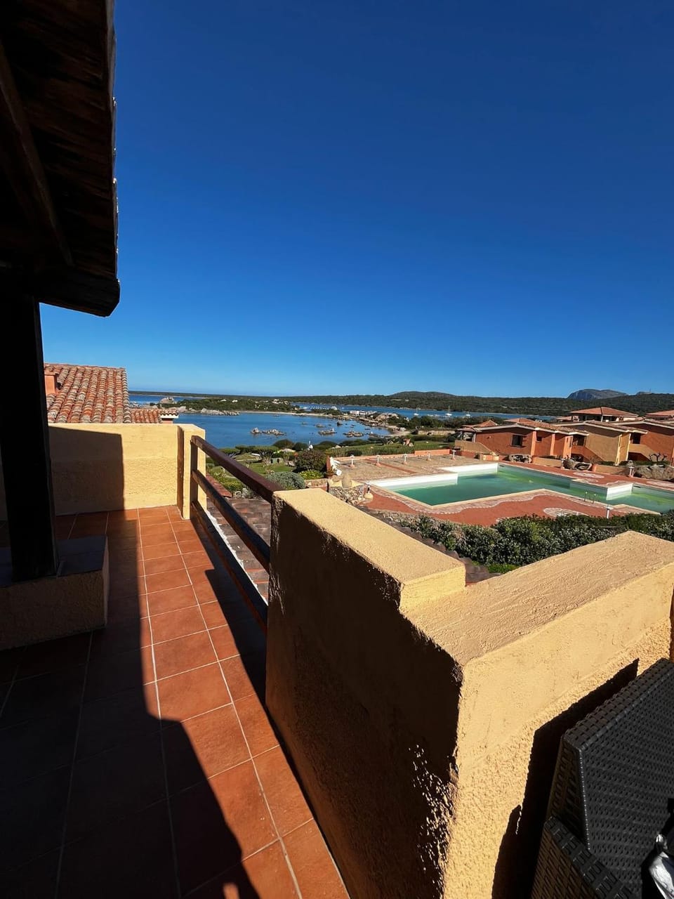 Day, Natural landscape, View (from property/room), Balcony/Terrace, Pool view, Sea view, Swimming pool