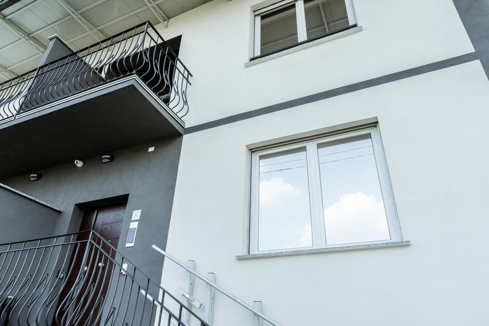 Silvia's Luxury Suites by RentMax Bed and Breakfast in Legnano