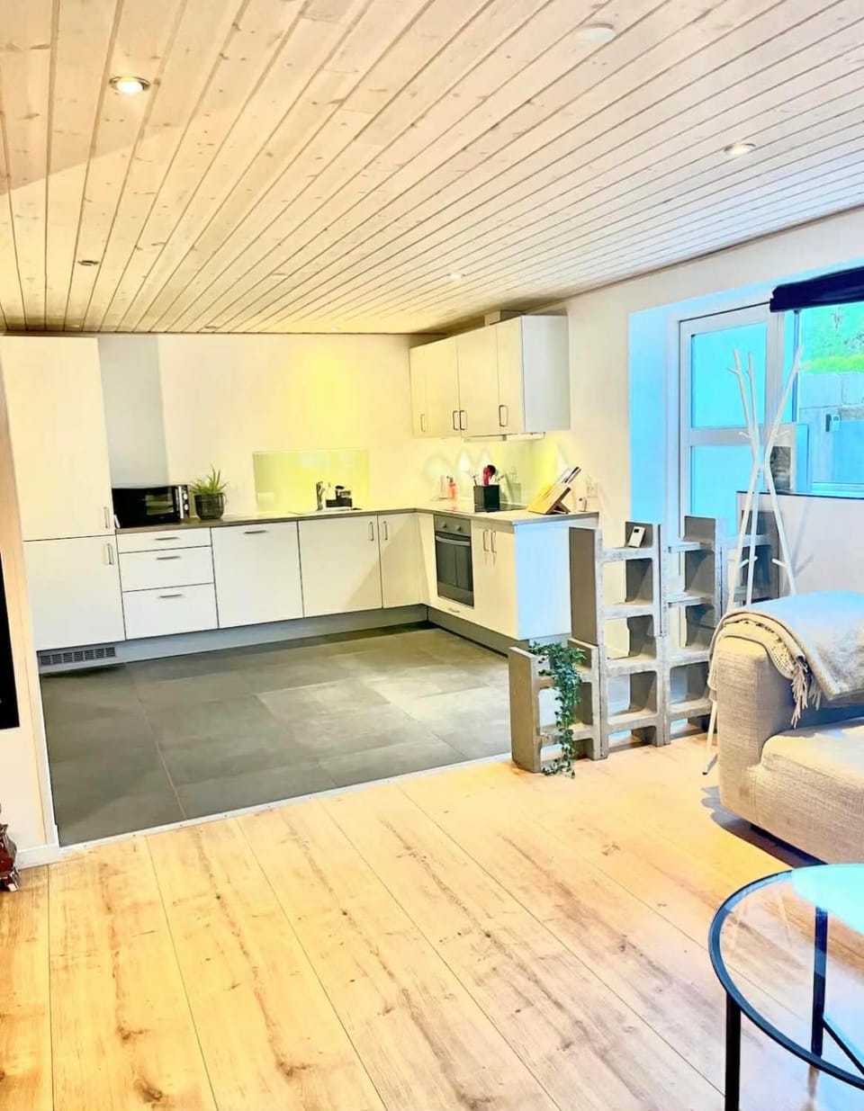 Living room, kitchen