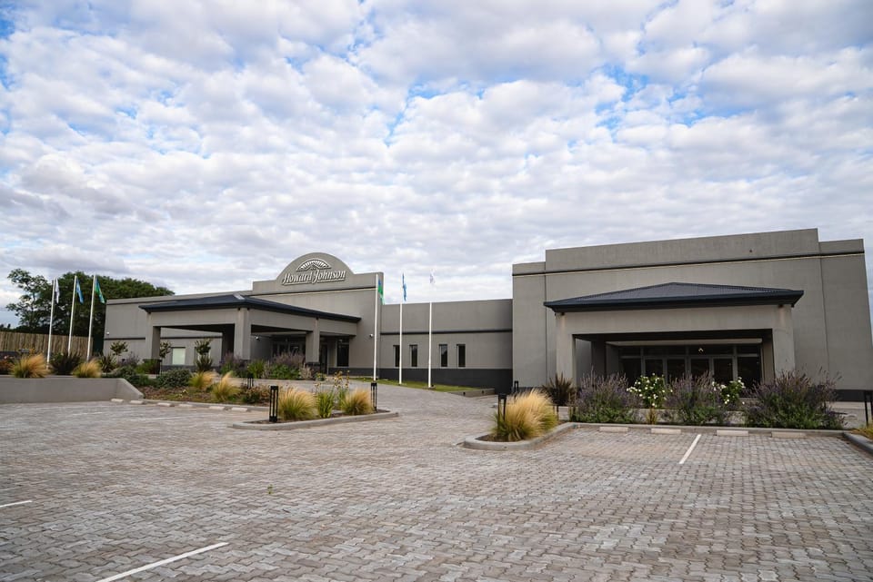 Howard Johnson Hotel, Spa & Convention Center Bahia Blanca Hotel in Bahía Blanca