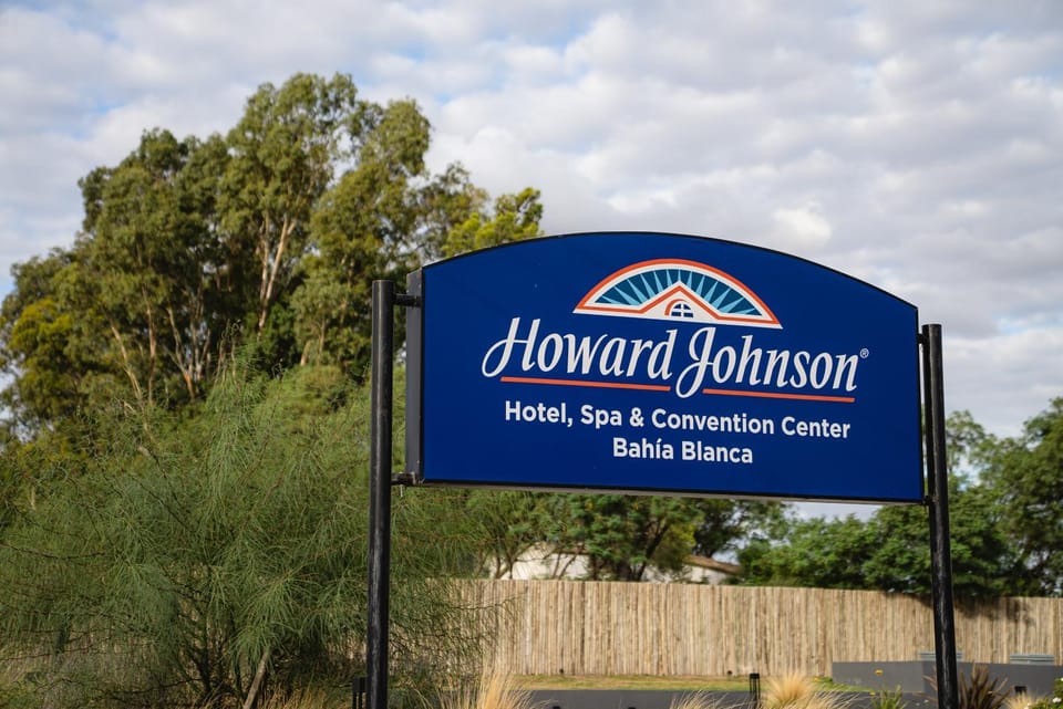 Howard Johnson Hotel, Spa & Convention Center Bahia Blanca Hotel in Bahía Blanca