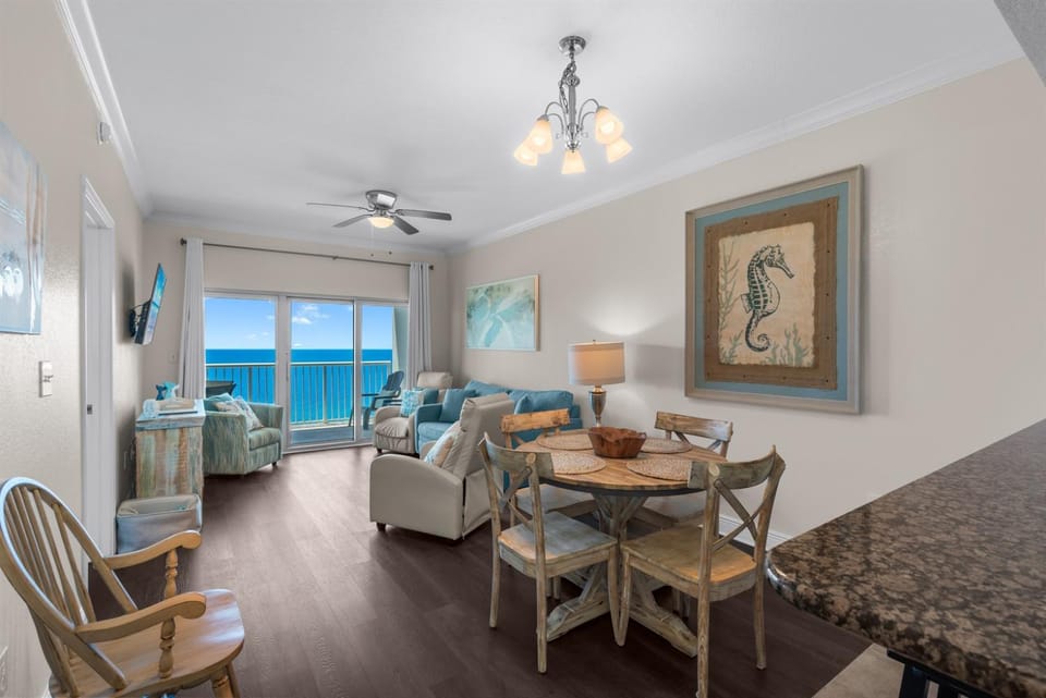18th Floor! IndoorOutdoor Pools Free Daily Activities Beach Service Apartment in West Beach