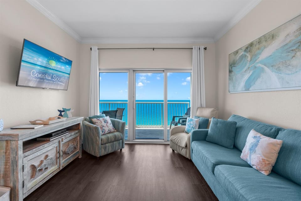 18th Floor! IndoorOutdoor Pools Free Daily Beach Service Apartment in West Beach