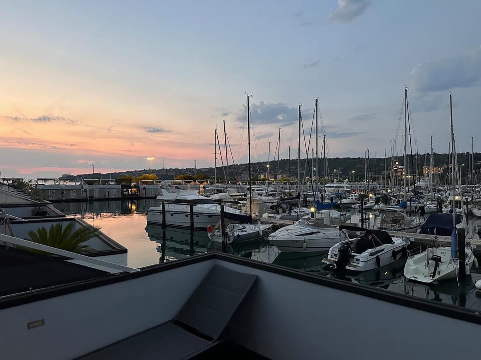 Natural landscape, Balcony/Terrace, Sea view, Sunset