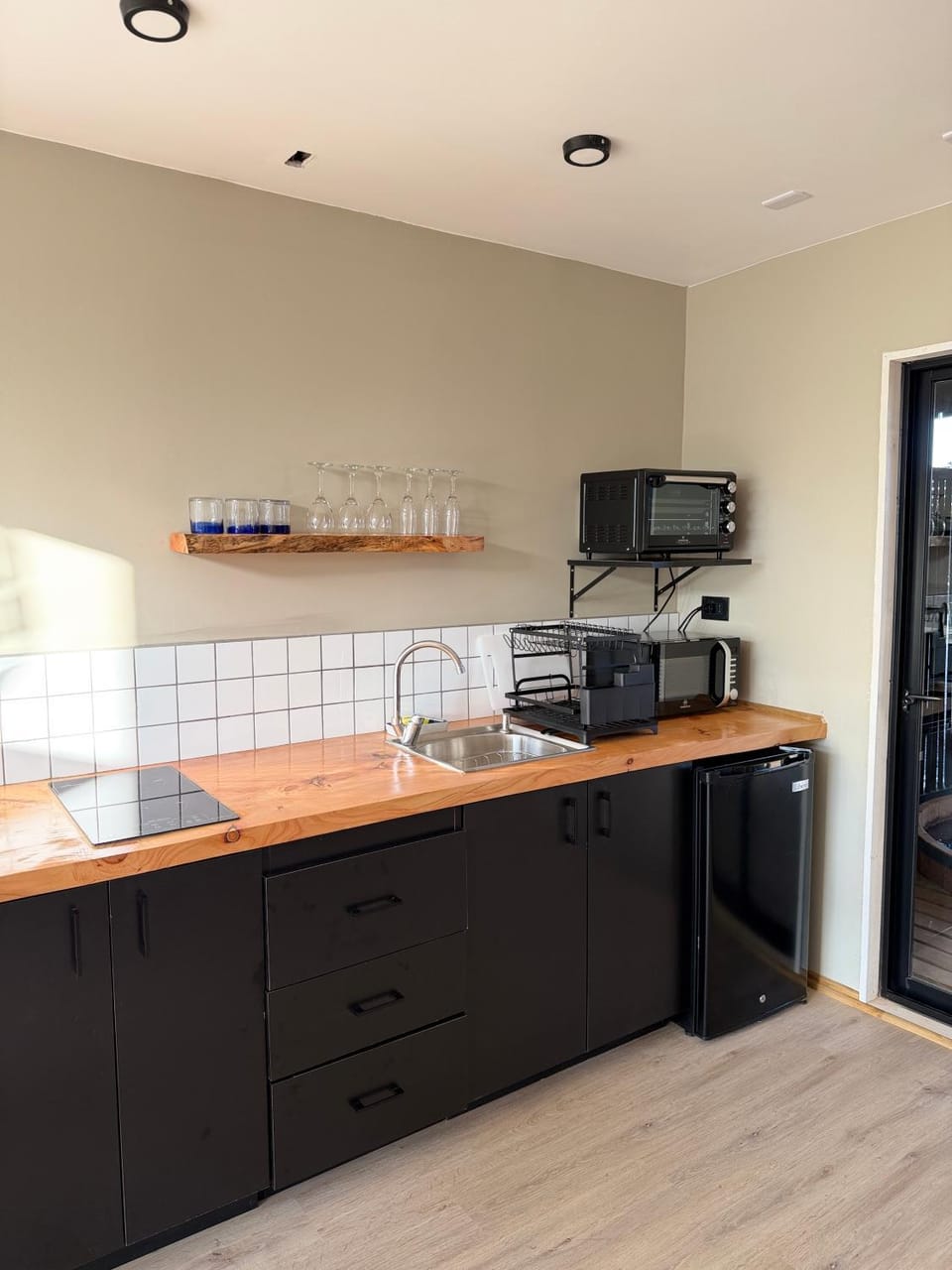 Kitchen or kitchenette, kitchen