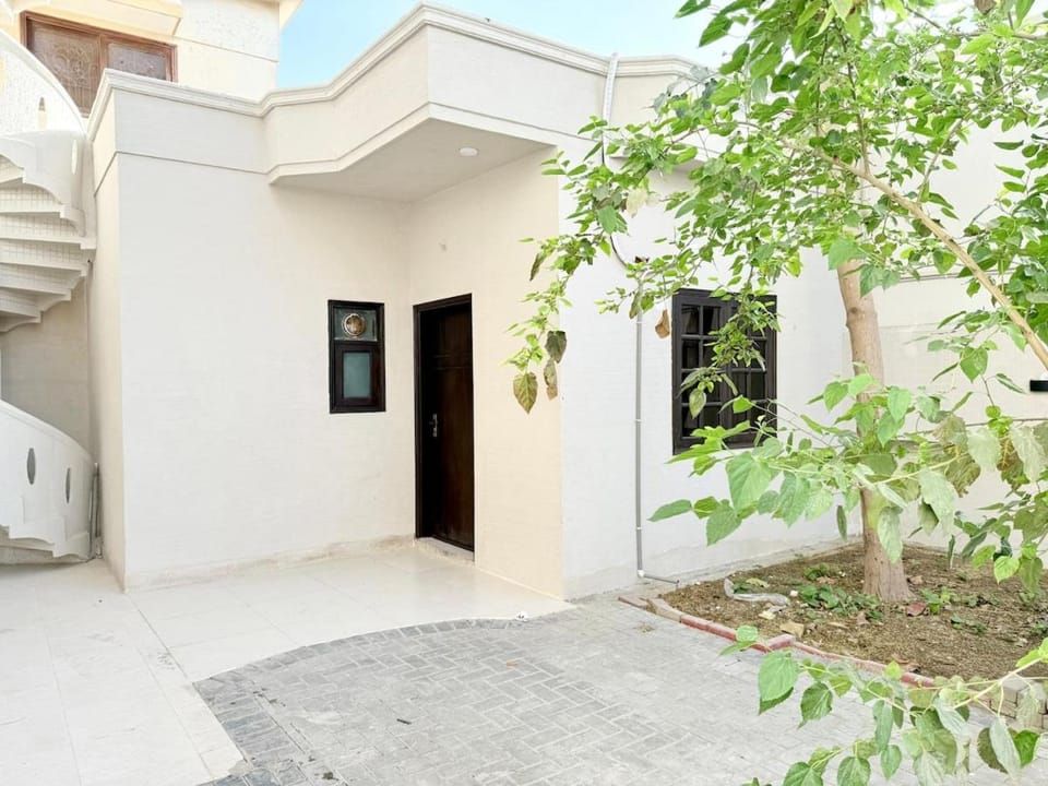 Blissful Stay Royal Studio Villa in Karachi