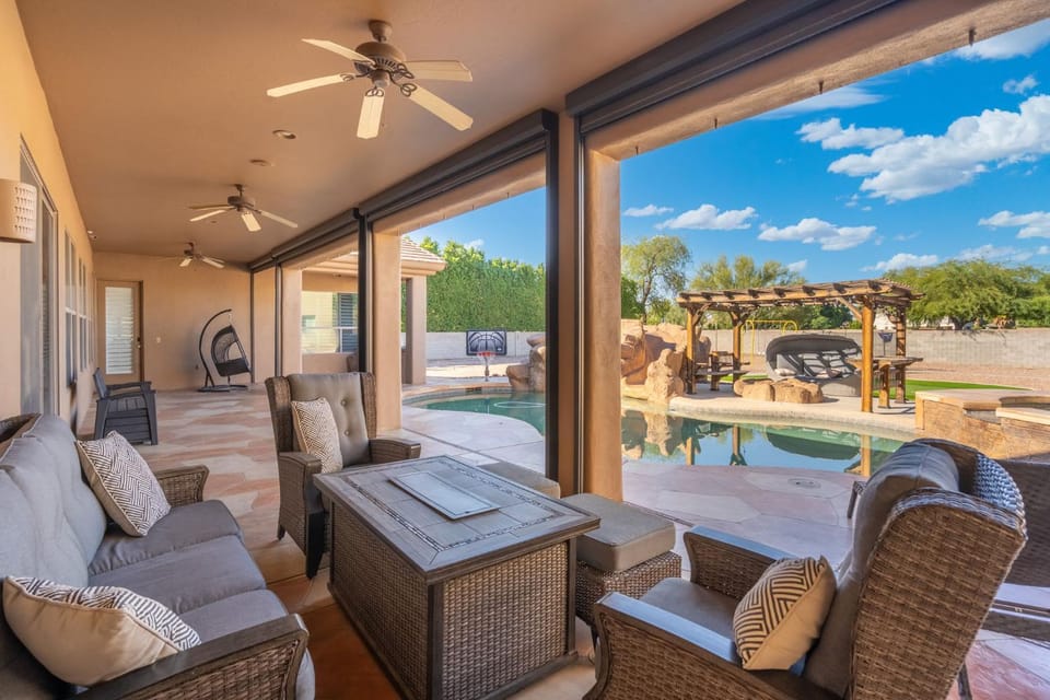 Mystic Desert Stay • Litchfield Park • Pool & Spa House in Litchfield Park