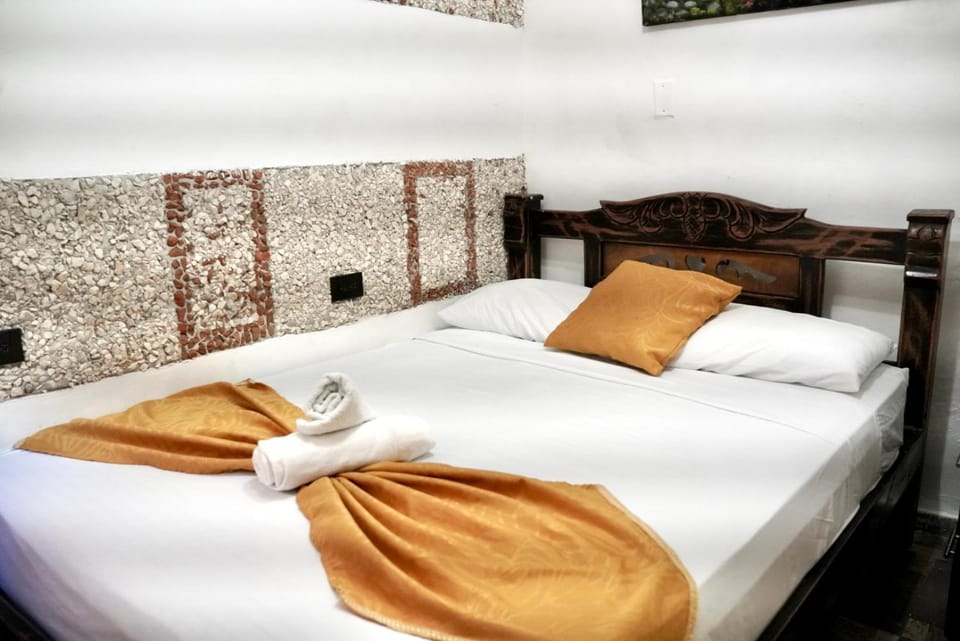 hostal New casa dora gastrobar Cartagena Bed and Breakfast in Cartagena