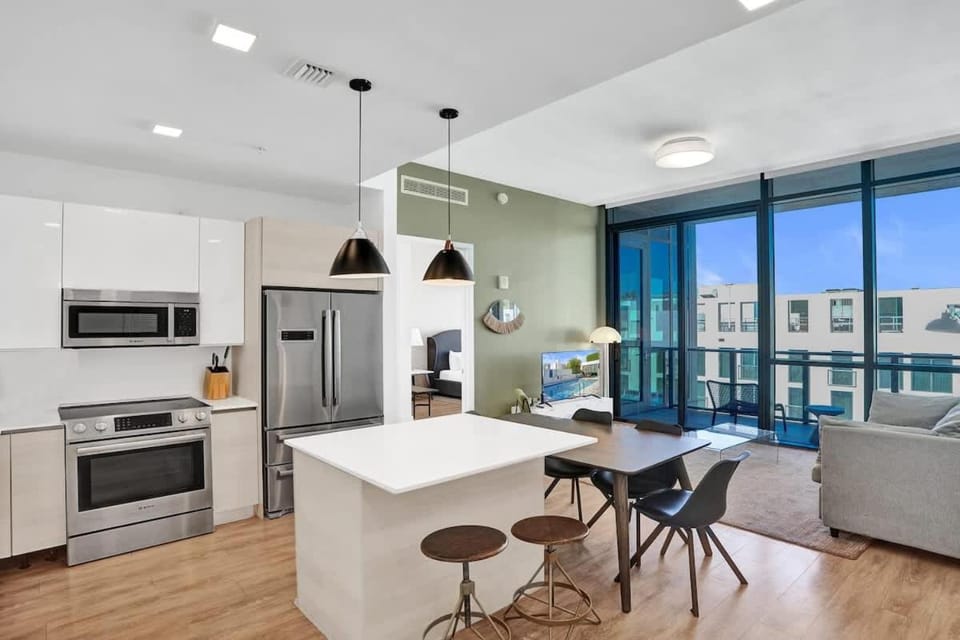 17WEST Spacious 2BR Apartment with Balcony -505 House in South Beach Miami