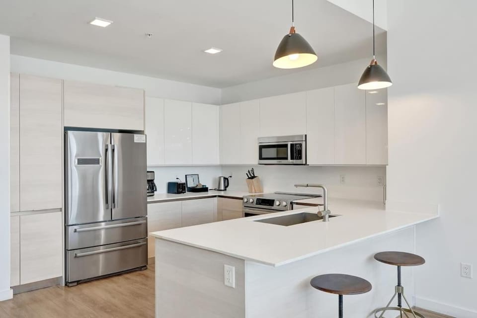17WEST Spacious 2BR Apartment with Balcony 513 House in South Beach Miami