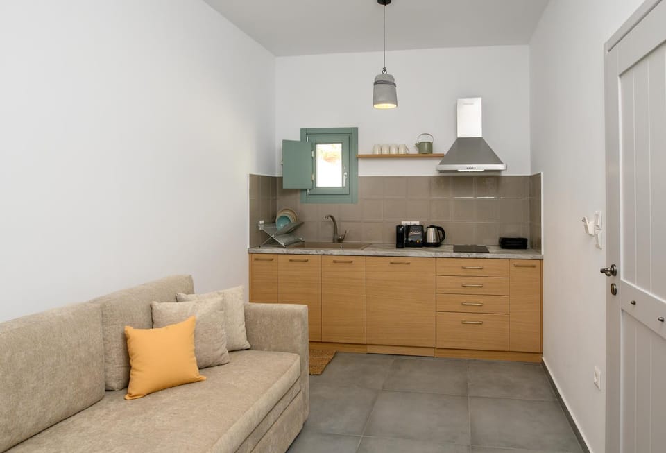 Seating area, kitchen
