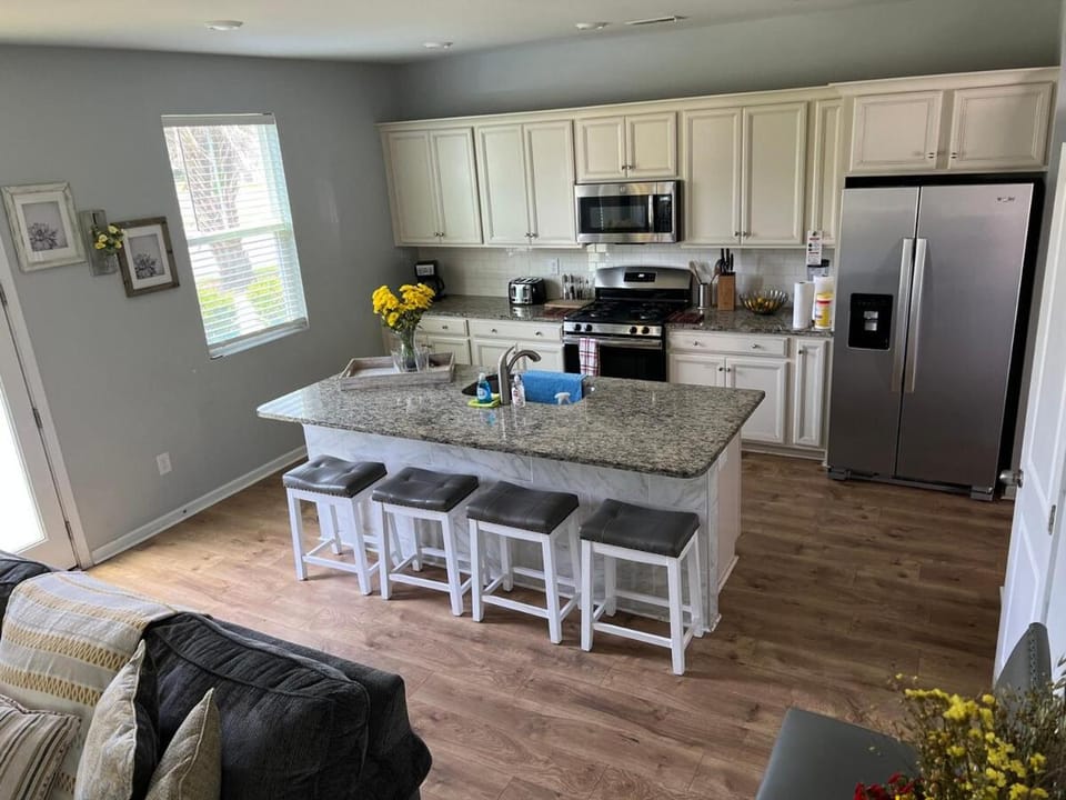 Entire Home Vacation Villa House in Carolina Forest