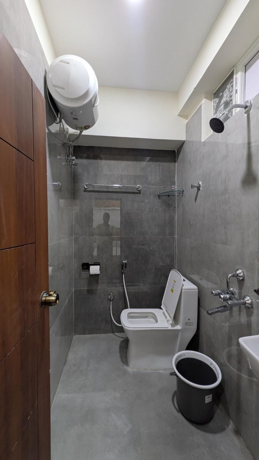 Orchid Stay Executive Retreat near Amb, Google Apartment in Hyderabad