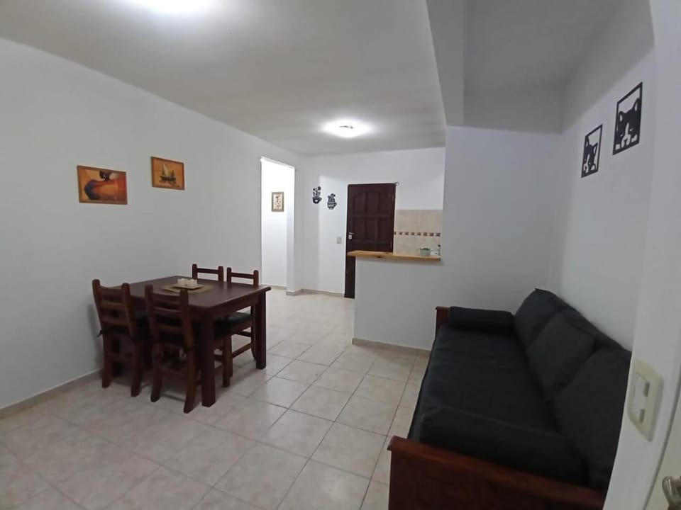 Ph La 4 Santa Teresita Apartment in Santa Teresita