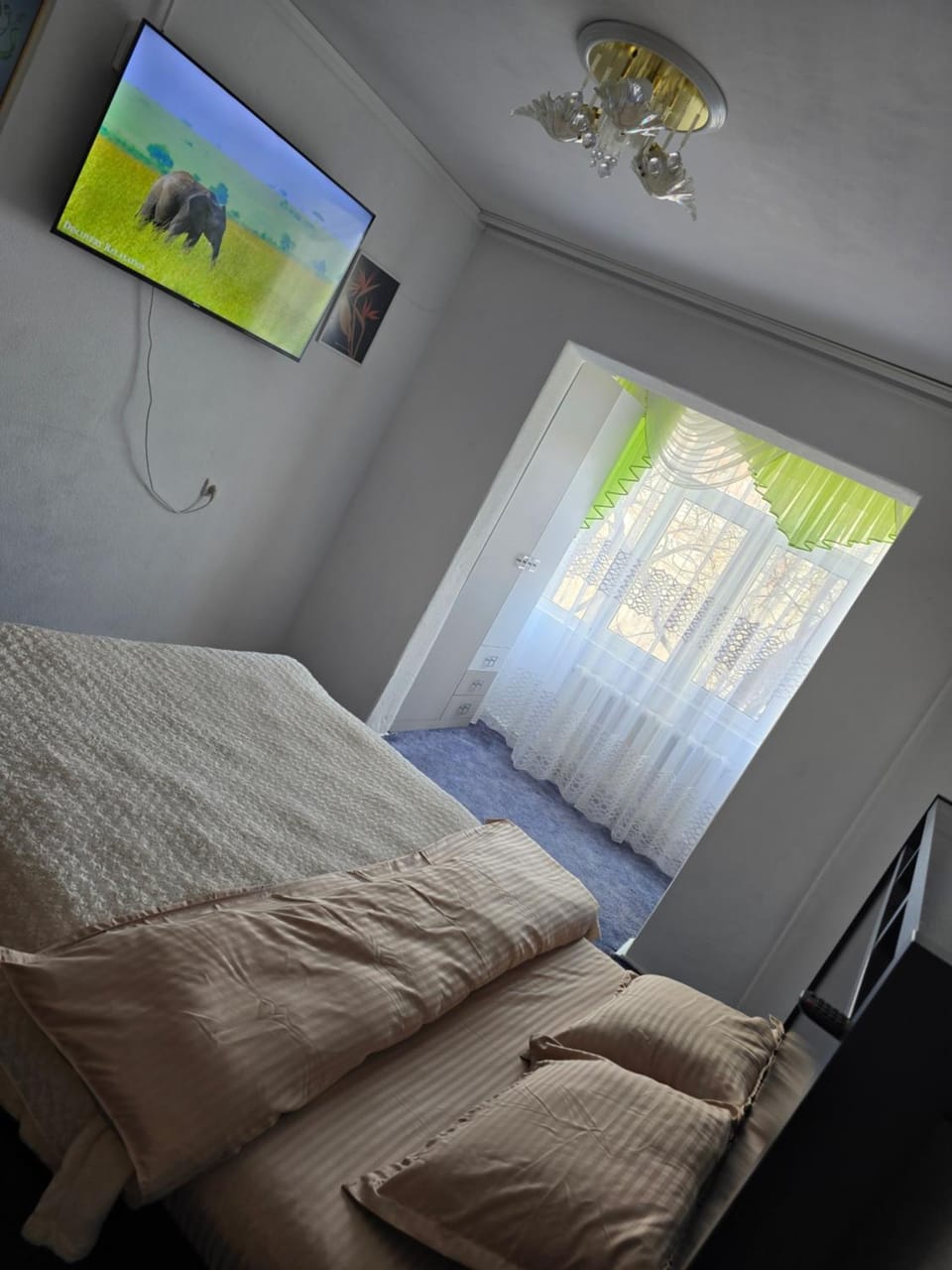 Family-Friendly 2-Room Apartment near Park Apartment in Chișinău