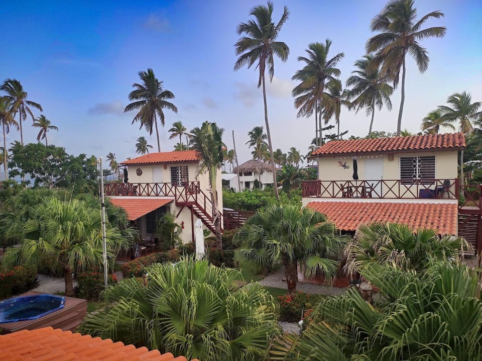 Garden view, Sea view