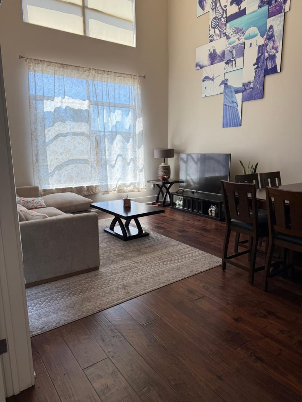Lovely 4bed 3full bath Santana Row Condo with AC Apartment in San Jose