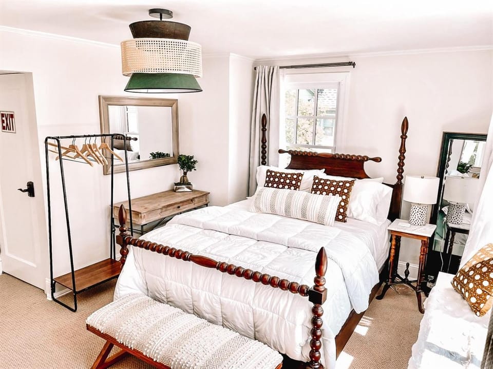 Buttonwood Hotel 1 - Boutique Accommodations Hotel in West Cape May