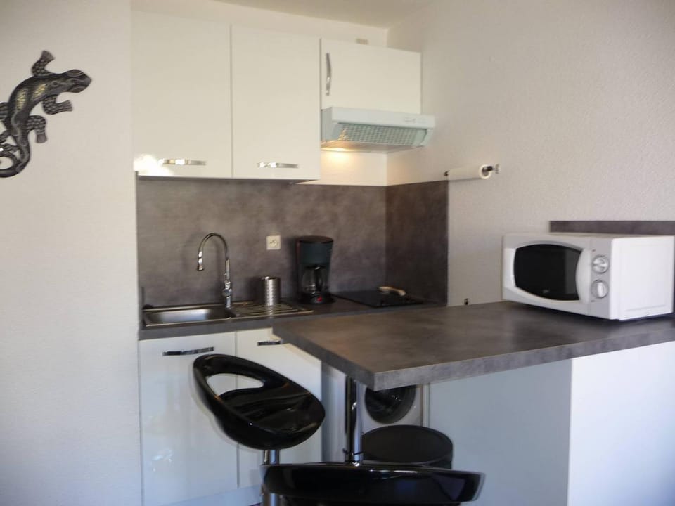 Appartement proche plage avec parking - 4 pers. - FR-1-81-753 Apartment in Le Barcarès