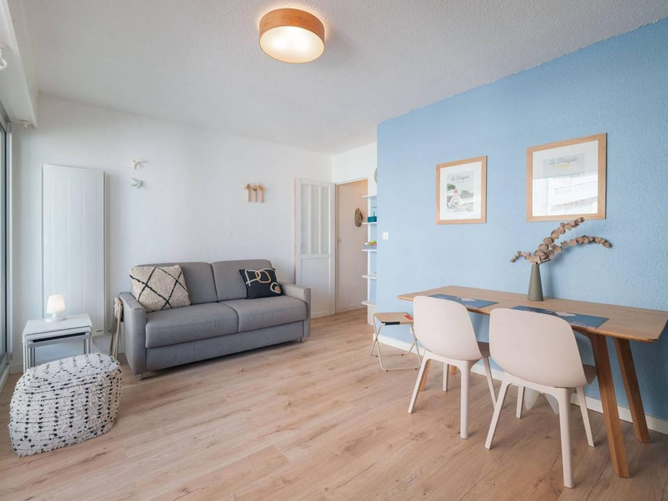 Appartement centre-ville, animaux OK - FR-1-821-57 Apartment in Hauts-de-France