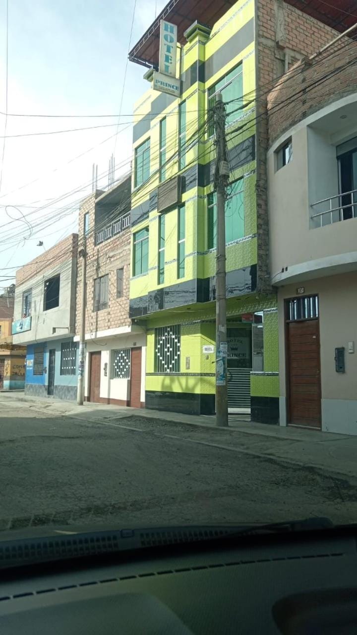 Property building, Neighbourhood, Street view, Location
