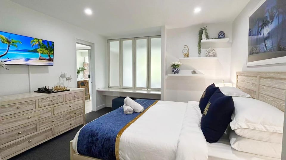 TV and multimedia, Bedroom