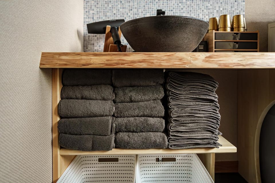 towels, towels