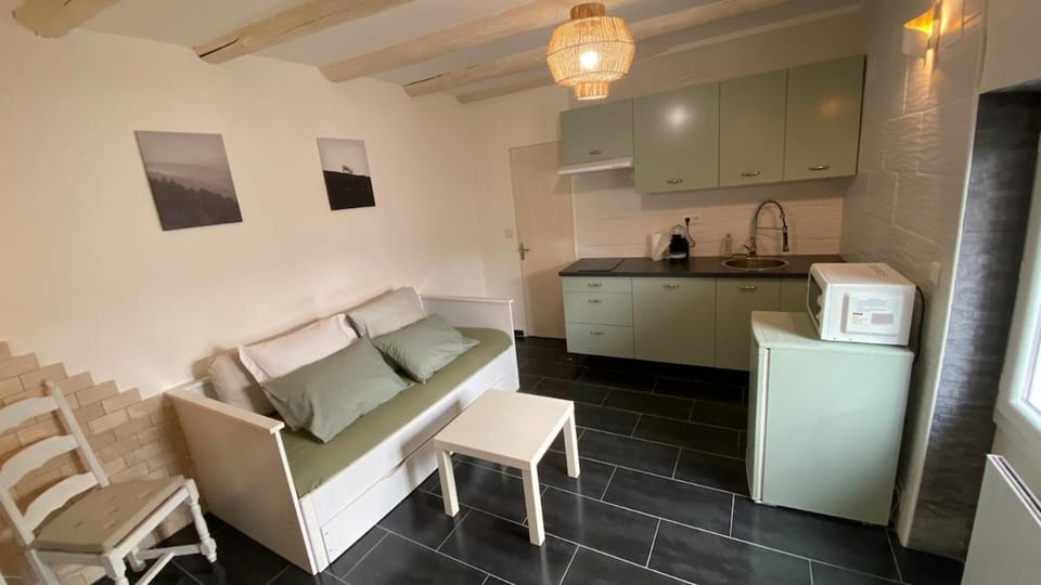 Studio cosy au cœur du village de Lambesc Apartment in Lambesc