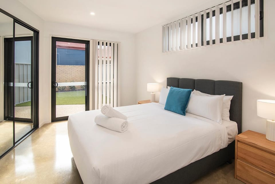 Bed, Balcony/Terrace, Bedroom