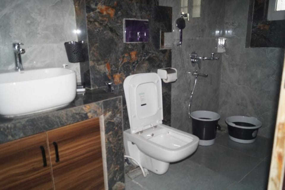 Bethel Entire Floor-Mussoorie view, Garden & Pergola Villa in Dehradun