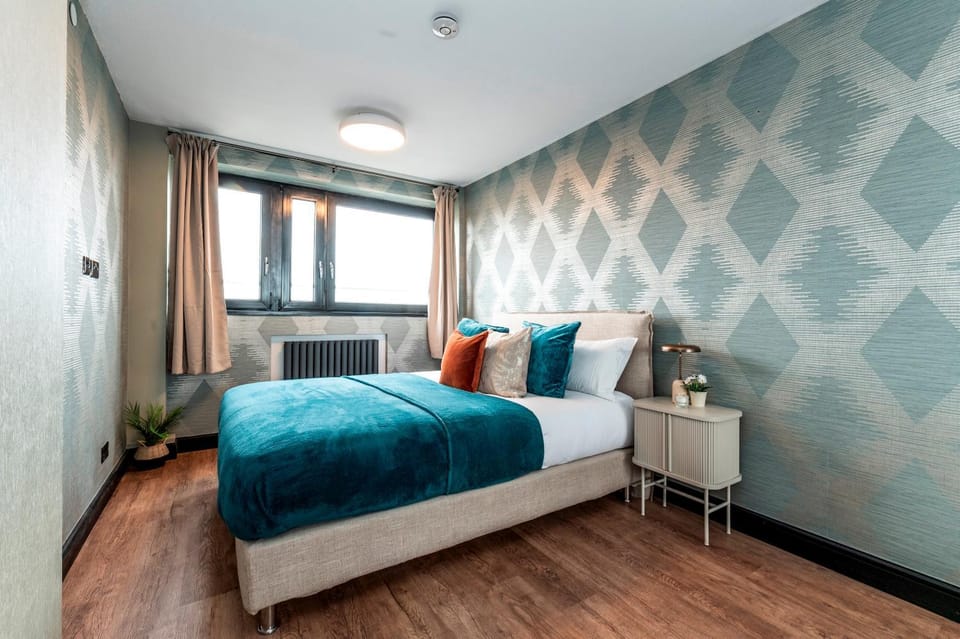 Bed, Living room, Other, Photo of the whole room, Seating area, Bedroom