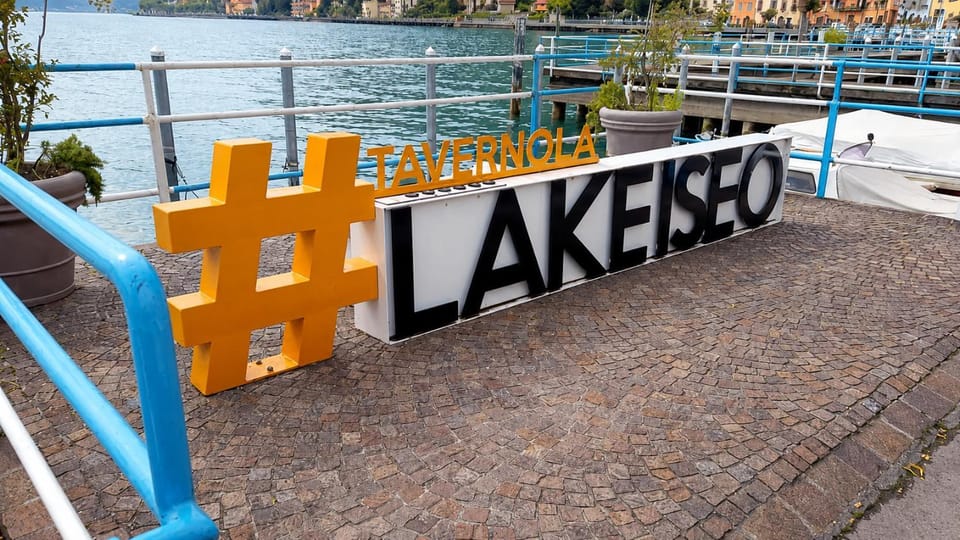 Nearby landmark, Lake view, Street view