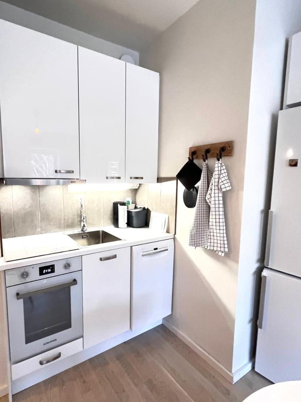 Quiet renovated studio- tram to the center Apartment in Helsinki