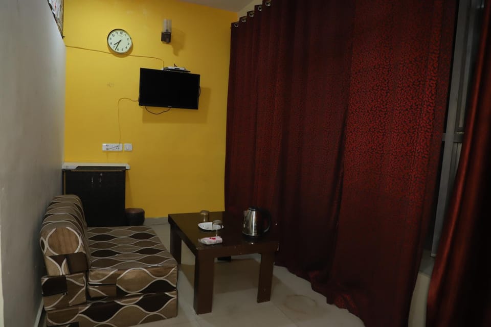 Hotel Legend Prime Hotel in New Delhi