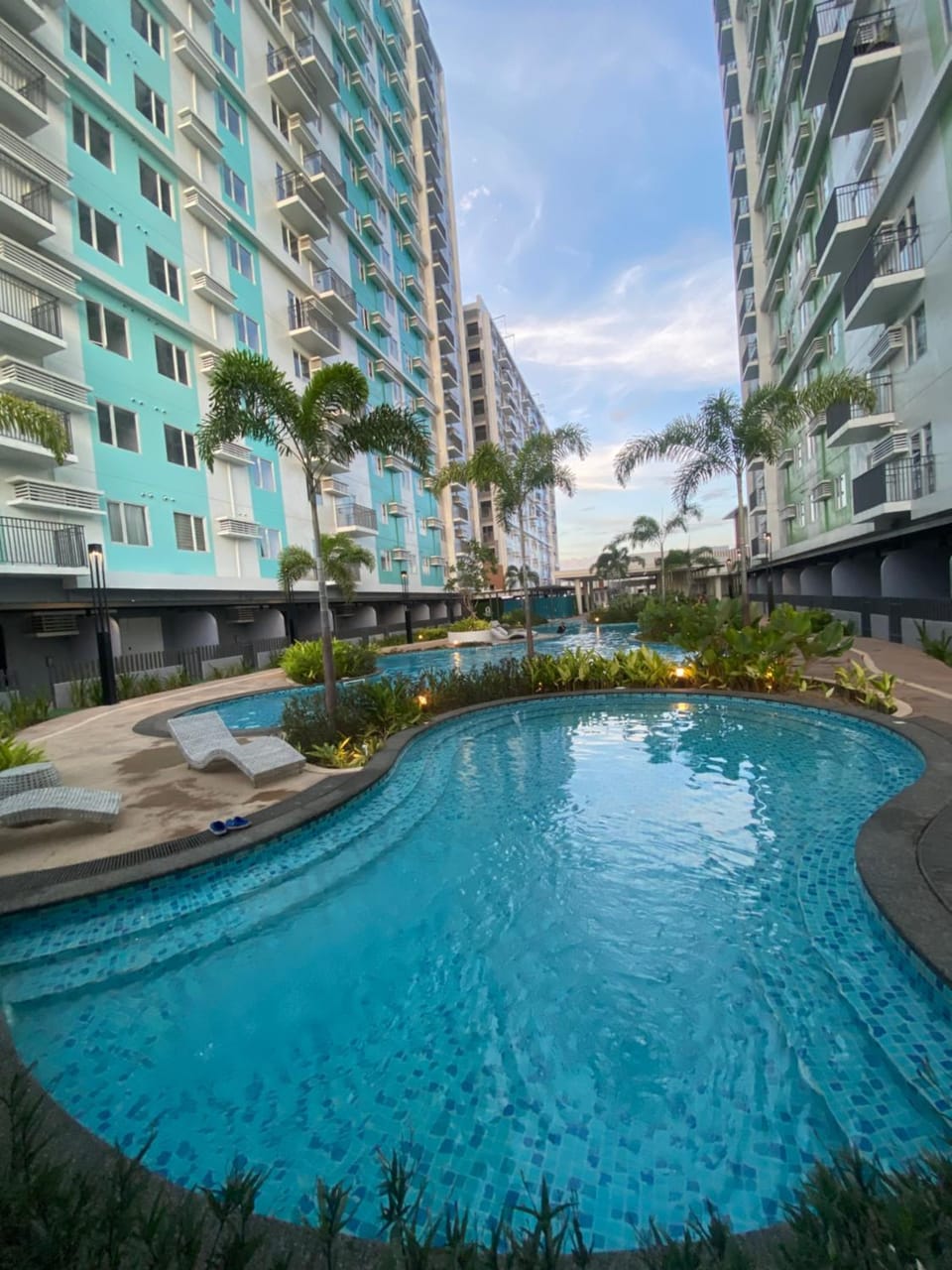 Casa Mira Tower Mandaue City Cebu Hostel in Lapu-Lapu City